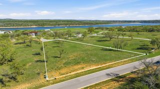 4 Creek Hollow WAY, Spicewood, TX 78669