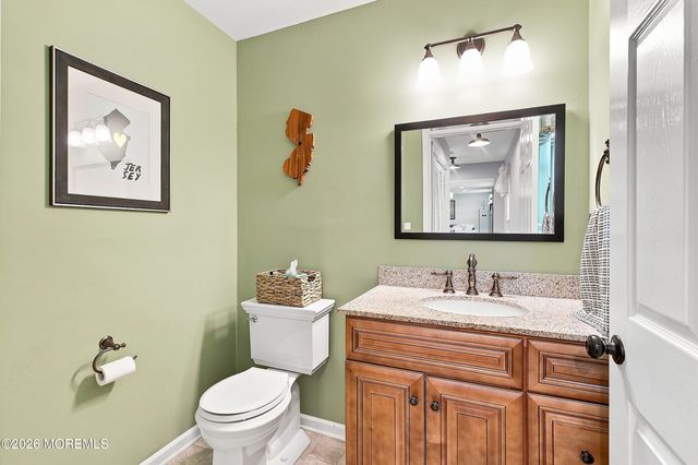 24 Crater Lake Road, Howell, NJ 07731