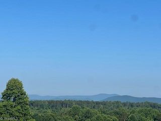 000 Potts Road, Mount Airy, NC 27030