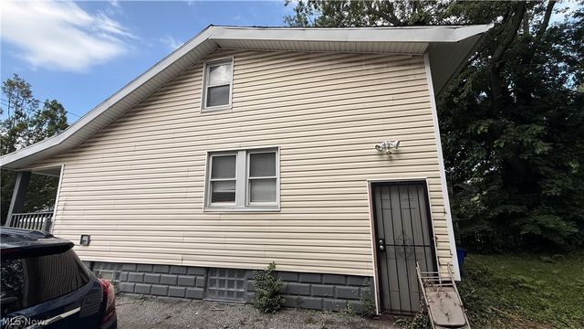 12607 Watterson Avenue, Cleveland, OH 44105