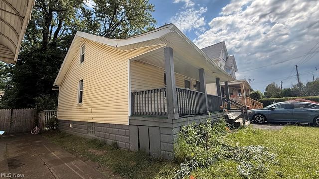 12607 Watterson Avenue, Cleveland, OH 44105