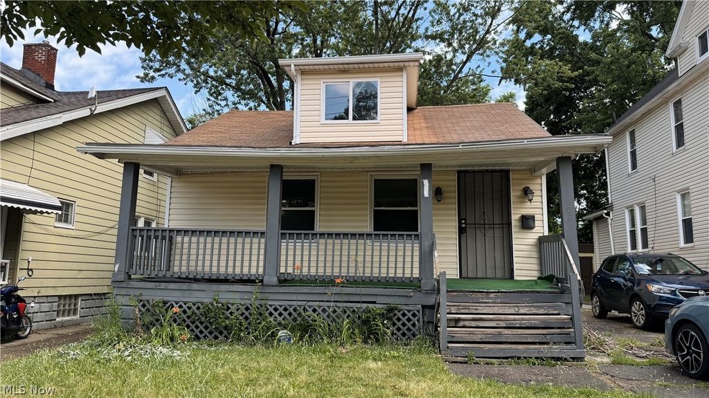 12607 Watterson Avenue, Cleveland, OH 44105