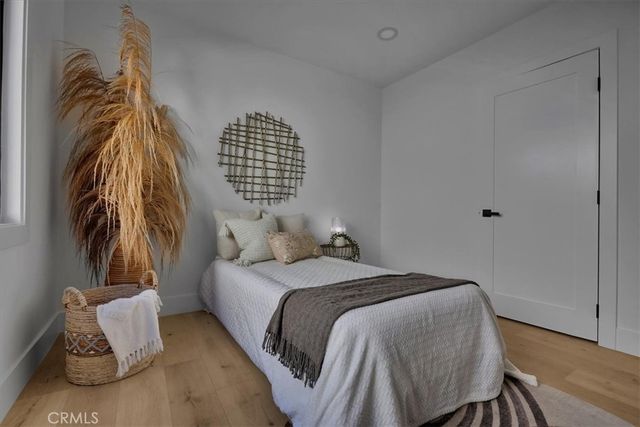 3738 Gondar, Long Beach, CA 90808