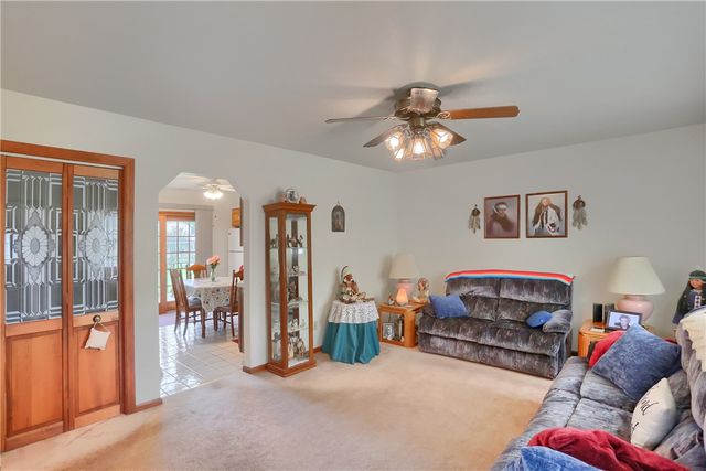 519 Oswald St, Wayne Twp, PA 16157