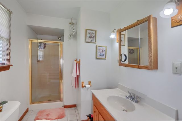 519 Oswald St, Wayne Twp, PA 16157