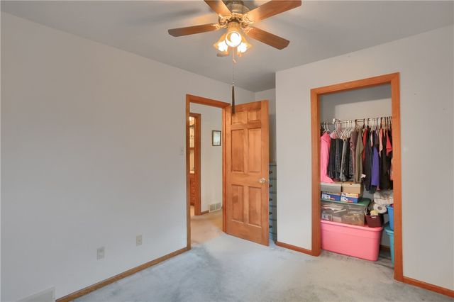 519 Oswald St, Wayne Twp, PA 16157