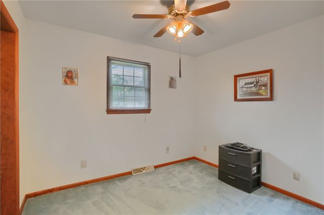 519 Oswald St, Wayne Twp, PA 16157