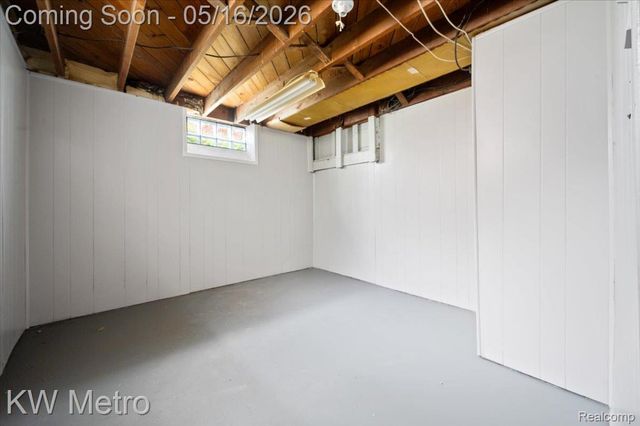 654 Kings Highway, Lincoln Park, MI 48146