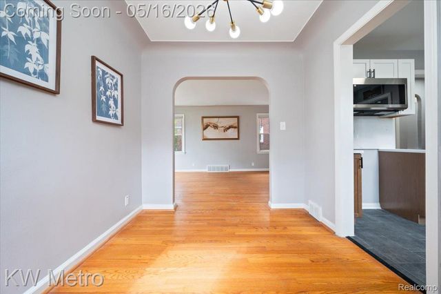 654 Kings Highway, Lincoln Park, MI 48146