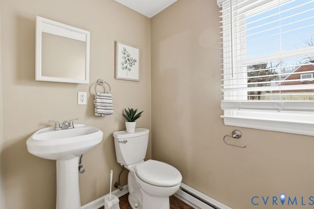 100 Appomattox Ct, Colonial Heights, VA 23834