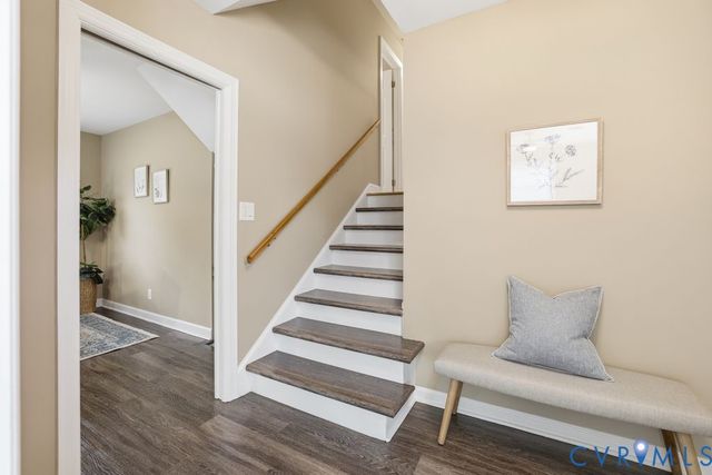 100 Appomattox Ct, Colonial Heights, VA 23834