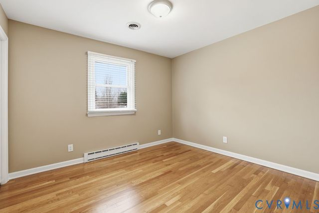 100 Appomattox Ct, Colonial Heights, VA 23834