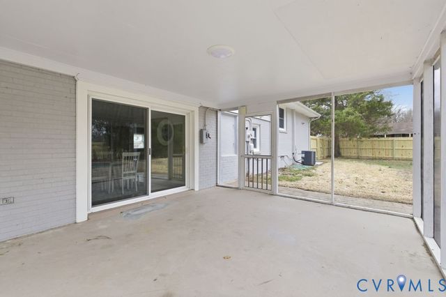 100 Appomattox Ct, Colonial Heights, VA 23834