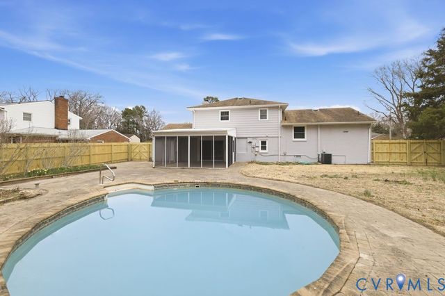 100 Appomattox Ct, Colonial Heights, VA 23834