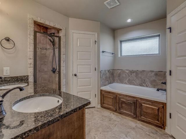 804 S PATTERSON Drive, Moore, OK 73160