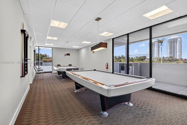 3675 N Country Club Dr 410, Aventura, FL 33180