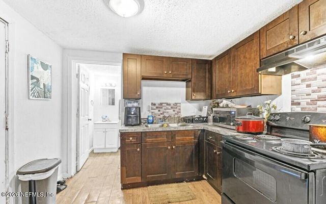 3131 DIGNAN Street, Jacksonville, FL 32254