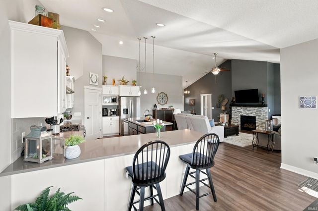 11606 Prato Cove, Fort Wayne, IN 46845