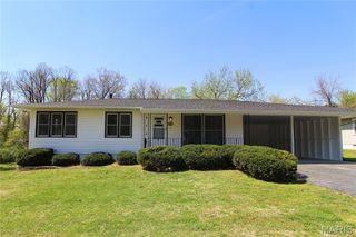 29 Venus Drive, Belleville, IL 62226