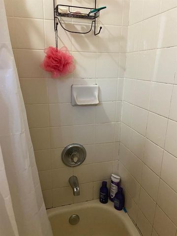 8752 NW 107th Terrace 8752, Hialeah Gardens, FL 33018