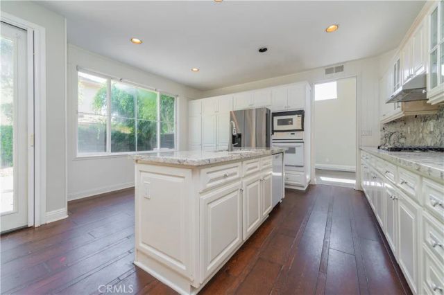 28 Festivo, Irvine, CA 92606