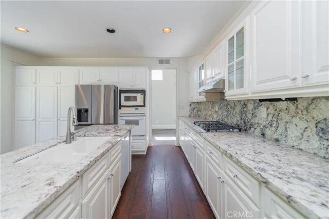 28 Festivo, Irvine, CA 92606