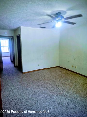 822 Village Drive, Brooksville, FL 34601