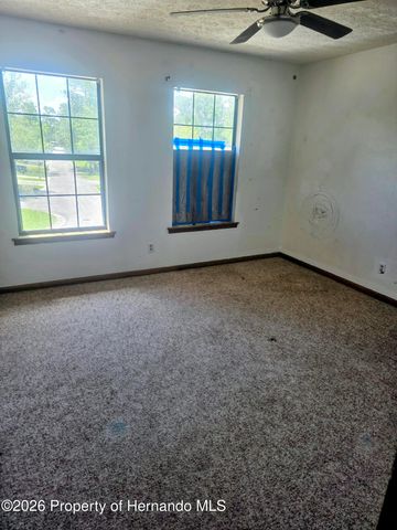 822 Village Drive, Brooksville, FL 34601