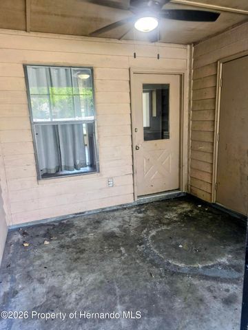 822 Village Drive, Brooksville, FL 34601