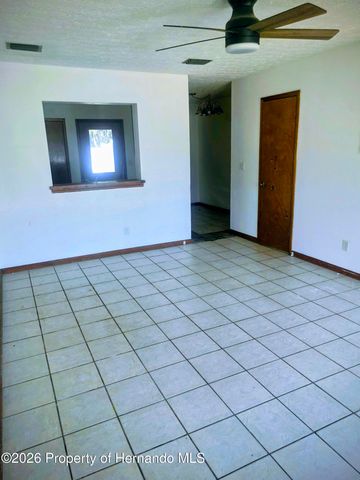 822 Village Drive, Brooksville, FL 34601