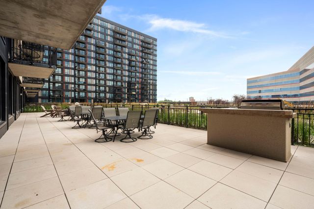1240 2nd Street S 1031, Minneapolis, MN 55415