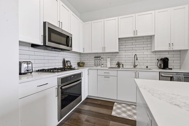 1240 2nd Street S 1031, Minneapolis, MN 55415