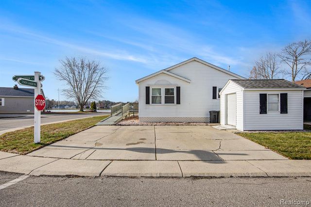 529 Swan Creek Court, Kimball, MI 48074