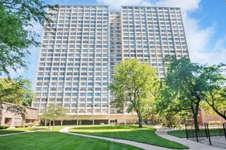 4800 S Lake Park Avenue 2005, Chicago, IL 60615