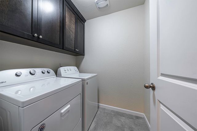 3860 Creek View Drive, Medford, OR 97504