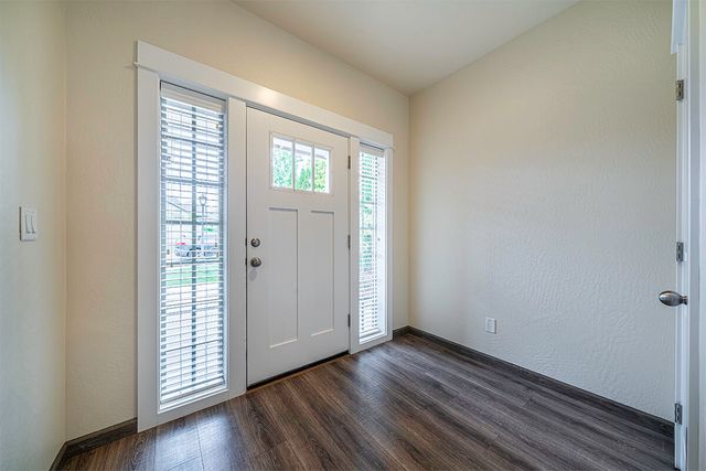 3860 Creek View Drive, Medford, OR 97504