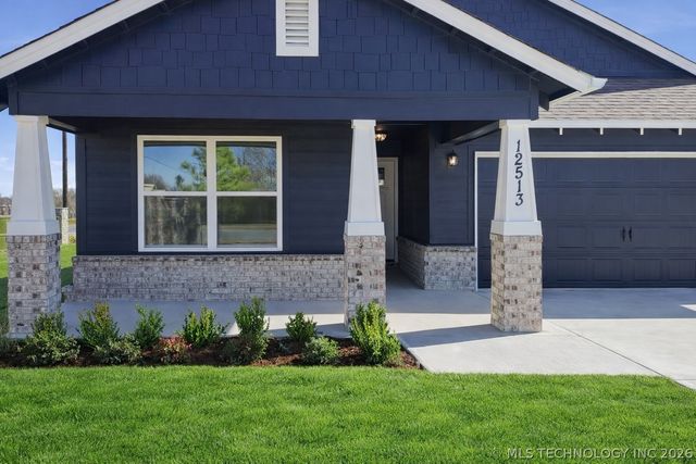 12513 N 134 Avenue, Owasso, OK 74021