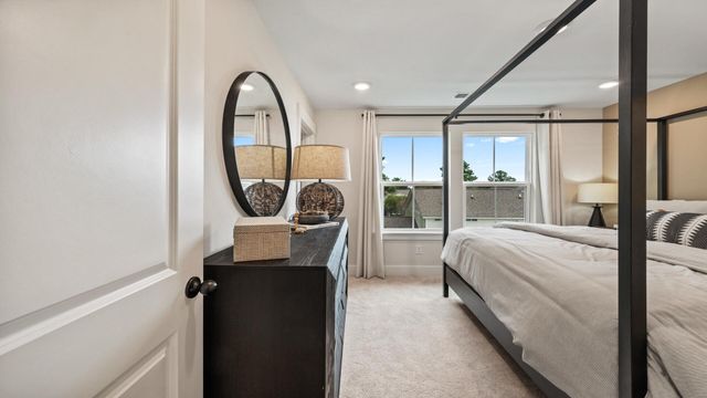 4633 Forest Hills Drive 1201, North Charleston, SC 29418