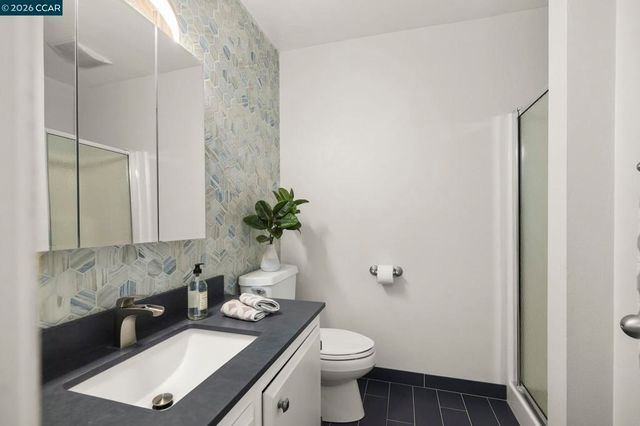 1325 Sumac Cir, Concord, CA 94521