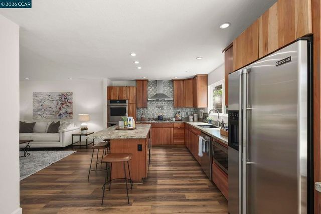 1325 Sumac Cir, Concord, CA 94521