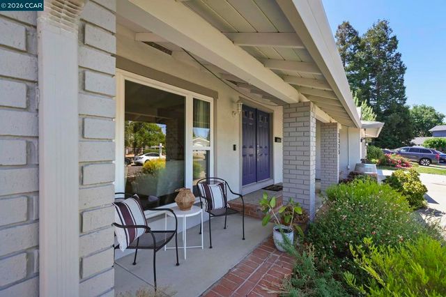 1325 Sumac Cir, Concord, CA 94521
