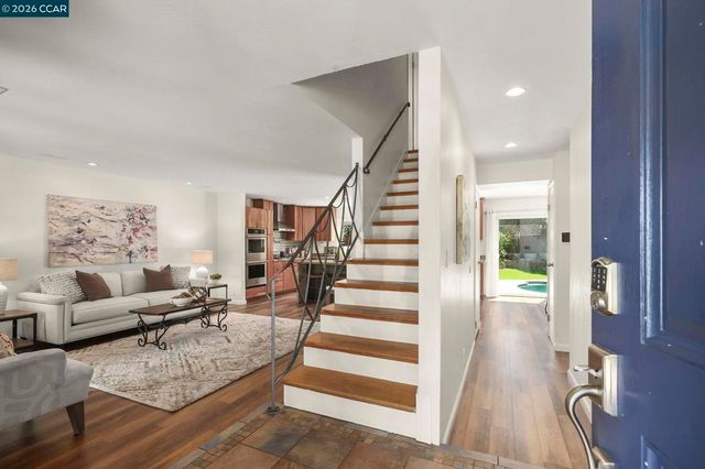 1325 Sumac Cir, Concord, CA 94521