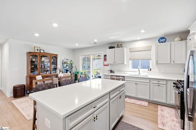 1337 Coffeetree Drive, Woodruff, SC 29388