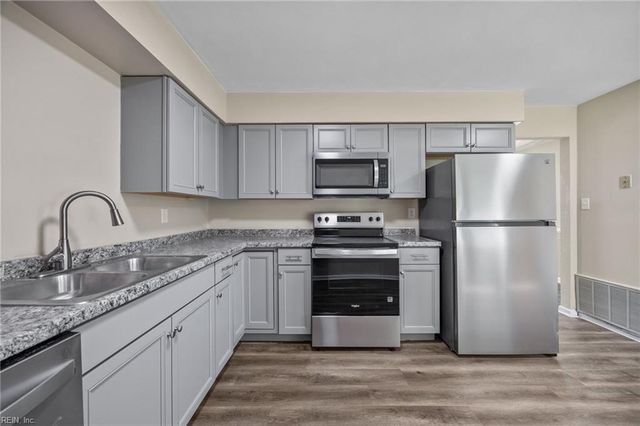 1105 Florida Avenue, Portsmouth, VA 23707