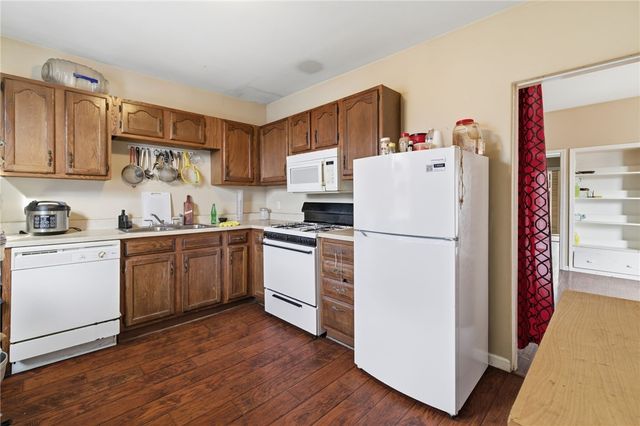 1905 Termon Ave, Brighton Heights, PA 15212