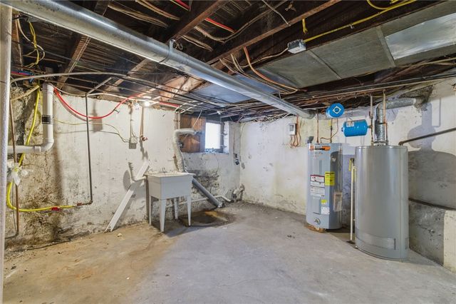 1905 Termon Ave, Brighton Heights, PA 15212