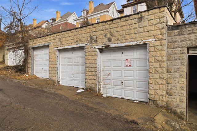 1905 Termon Ave, Brighton Heights, PA 15212