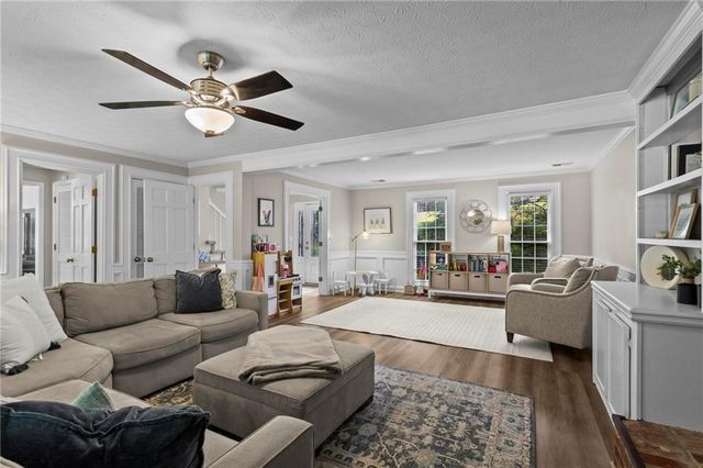 2720 Country Lane, Marietta, GA 30062