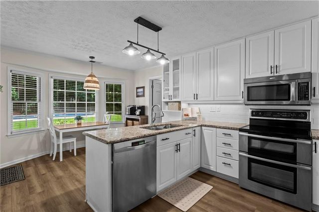 2720 Country Lane, Marietta, GA 30062