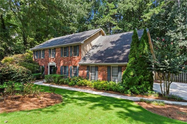 2720 Country Lane, Marietta, GA 30062